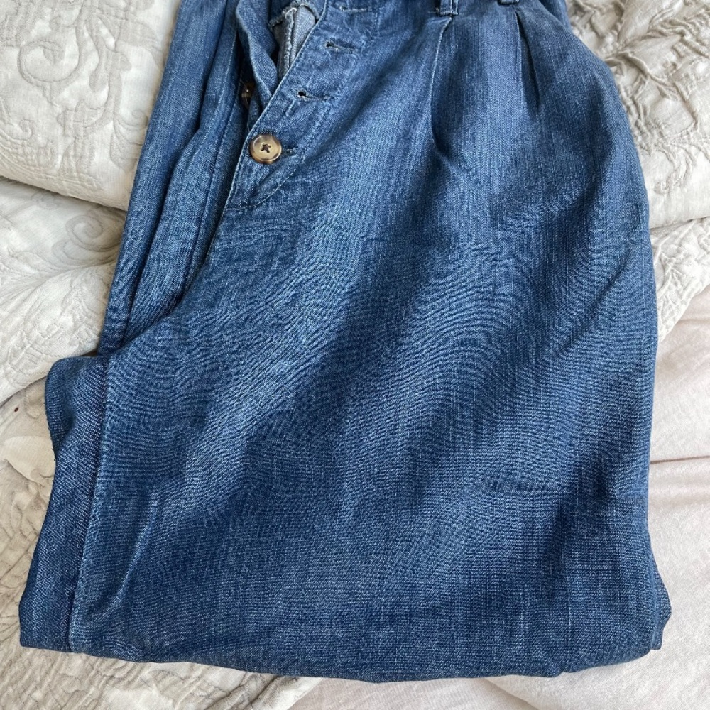 Abercrombie and Fitch - Paperbag Jeans - Picture 7 of 10